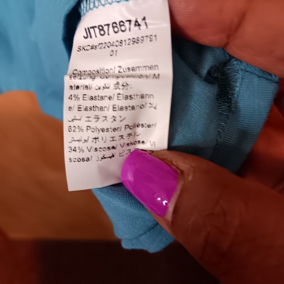 Shein Fit Red Trim Peplum Top 24/26w - Picture 4 of 6